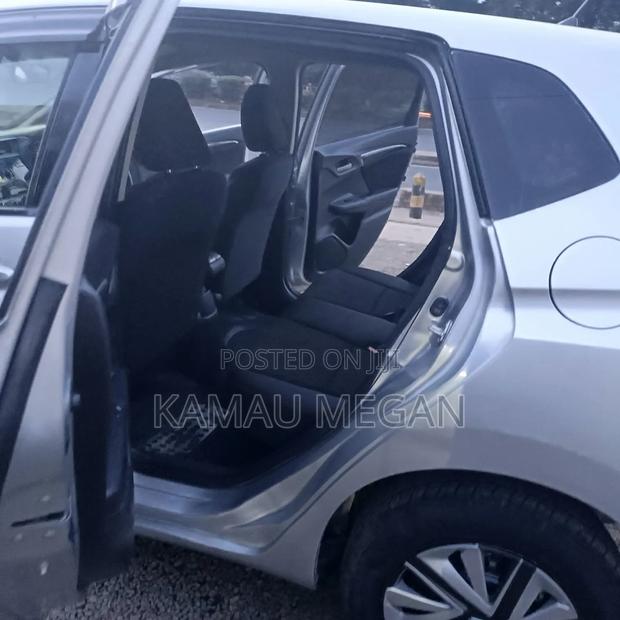 Honda Fit 2015 Silver