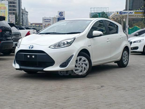 Toyota Aqua 2019 White