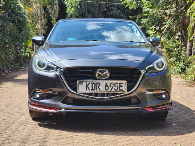Mazda Axela 2016