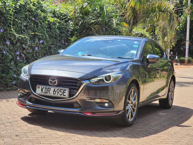 Mazda Axela 2016
