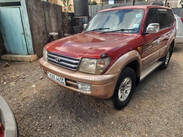 Toyota Land Cruiser Prado 2000 Maroon