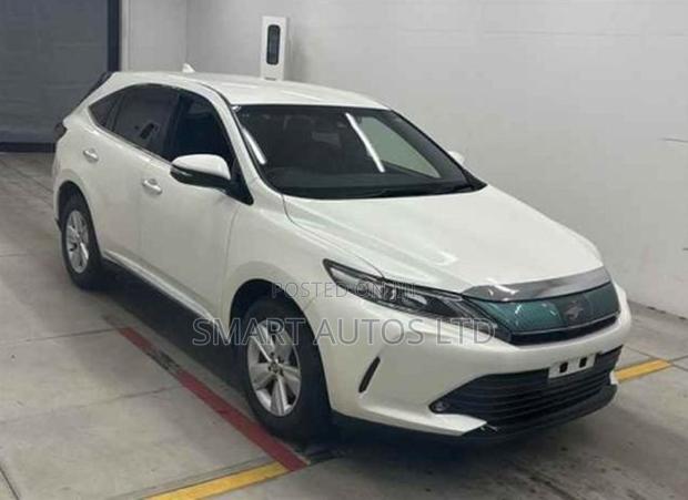 Toyota Harrier 2019 Off white