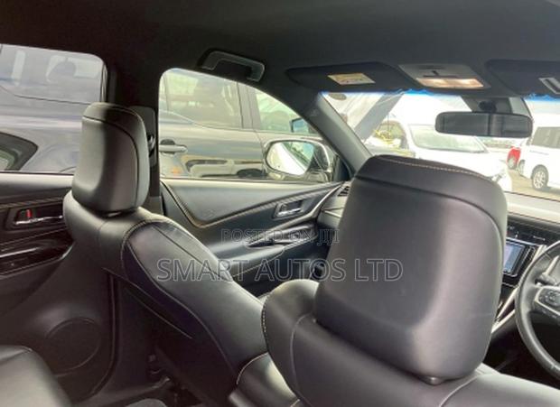 Toyota Harrier 2019 Off white