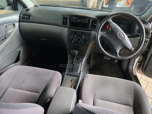 Toyota Corolla 2005 Silver