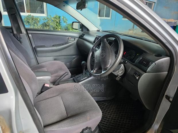Toyota Corolla 2005 Silver