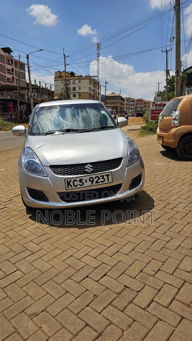 Suzuki Swift 2011 White