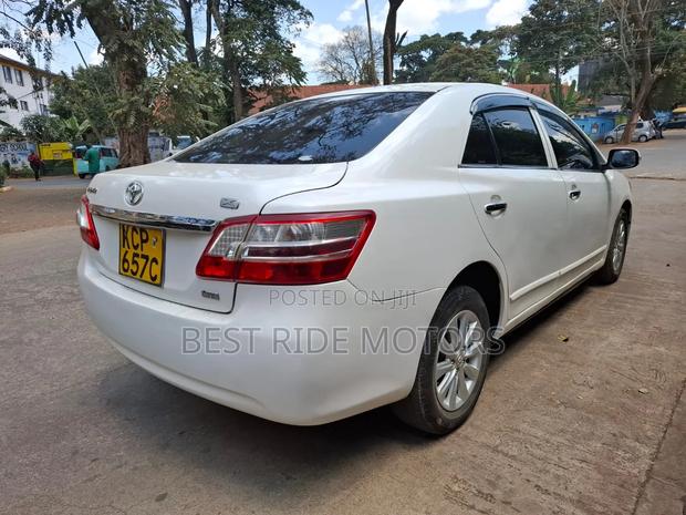Toyota Premio 2011 White