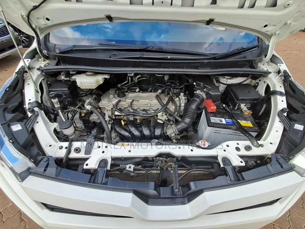 Toyota Voxy 2019 White