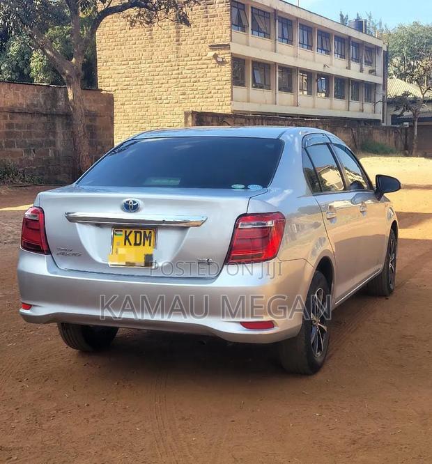 Toyota Axio 2016 Silver
