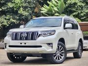 Toyota Land Cruiser Prado 2.8 2019 White for sale