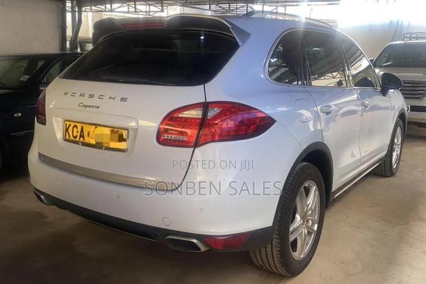 Porsche Cayenne 2014 White