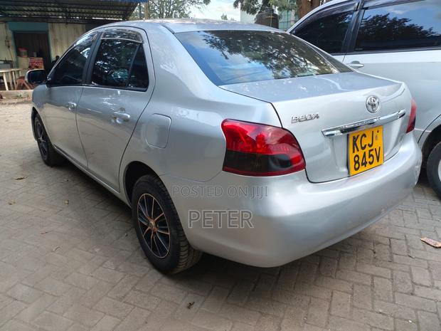 Toyota Belta 2008 Silver
