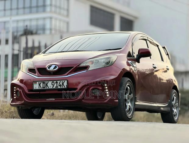 Nissan Note 2014 Maroon