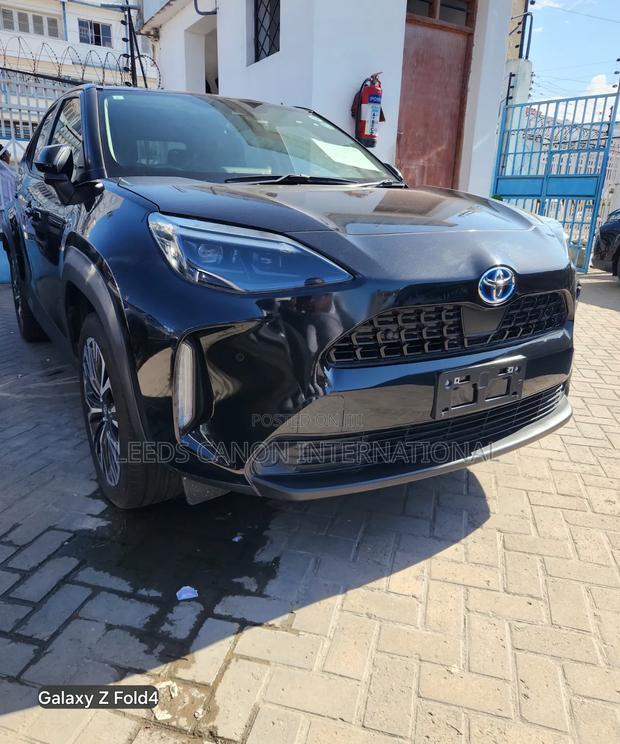 Toyota Yaris 2020 Black