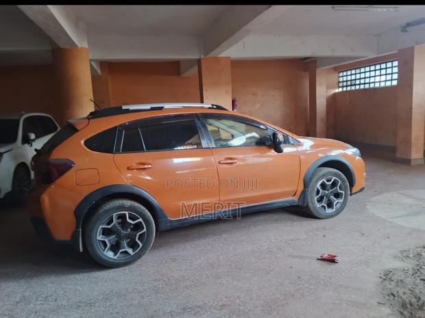 Subaru XV 2013 Orange