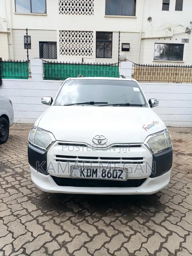 Toyota Succeed SV Premium 2016 White