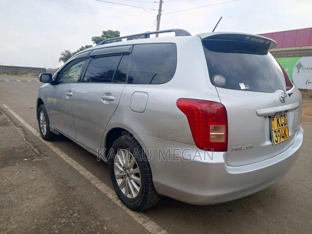 Toyota Corolla Fielder 2008 Silver
