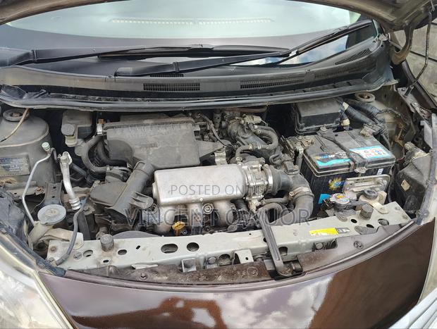 Nissan Note 2015 Brown