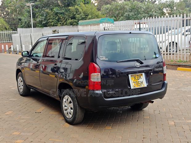 Toyota Probox 2015 Maroon