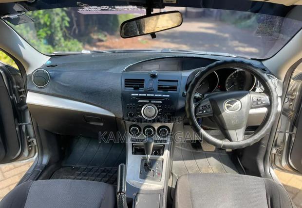Mazda Axela 2010 Silver