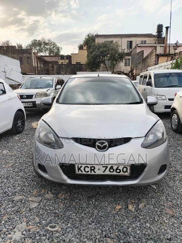 Mazda Demio 2011 Silver