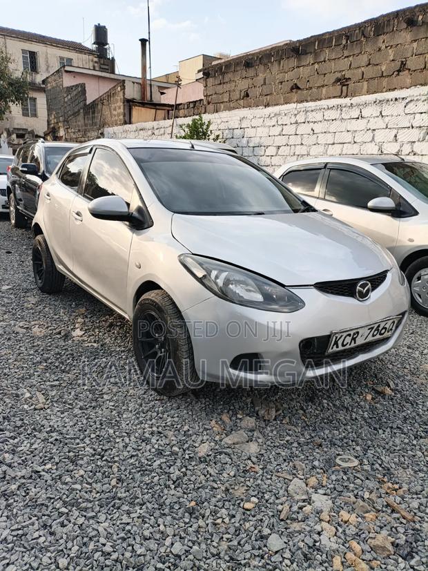 Mazda Demio 2011 Silver