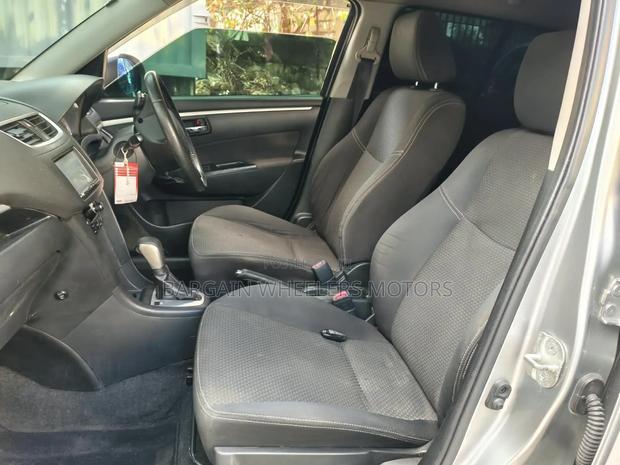 Suzuki Swift 2016 Gray