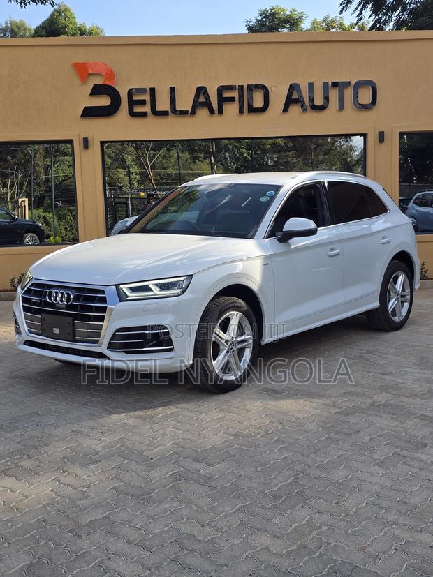 Audi Q5 45 Premium AWD quattro 2020 White