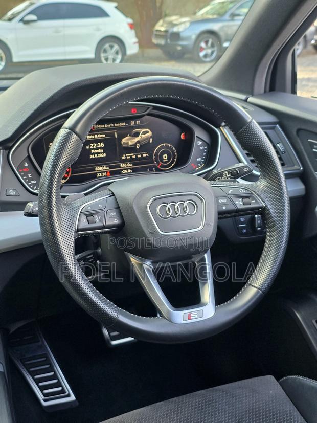 Audi Q5 45 Premium AWD quattro 2020 White