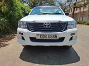 Toyota Hilux 2015 Off white for sale