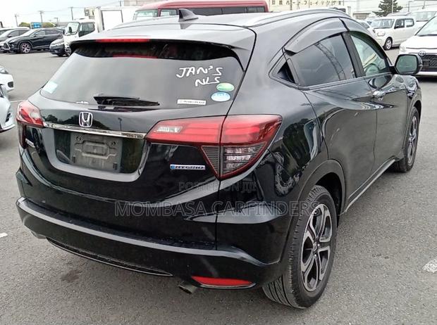 Honda Vezel 2019 Black