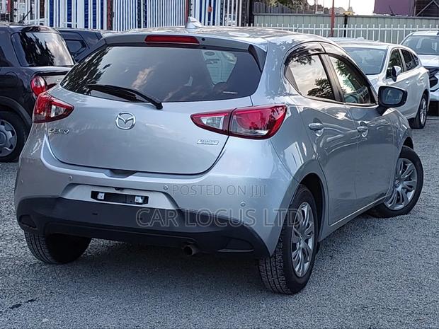Mazda Demio 2019 Silver