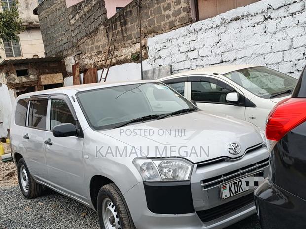 Toyota Probox 2017 Silver