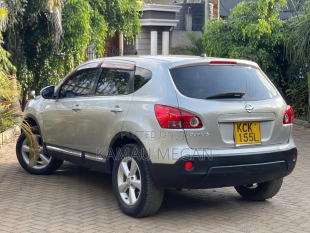 Nissan Dualis 2010 Silver