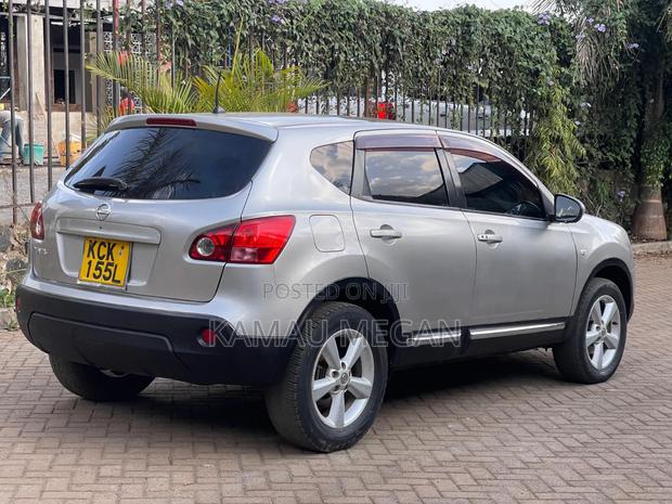 Nissan Dualis 2010 Silver