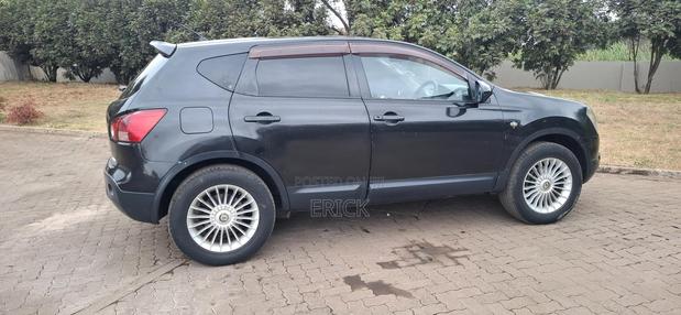 Nissan Dualis 2010 Black