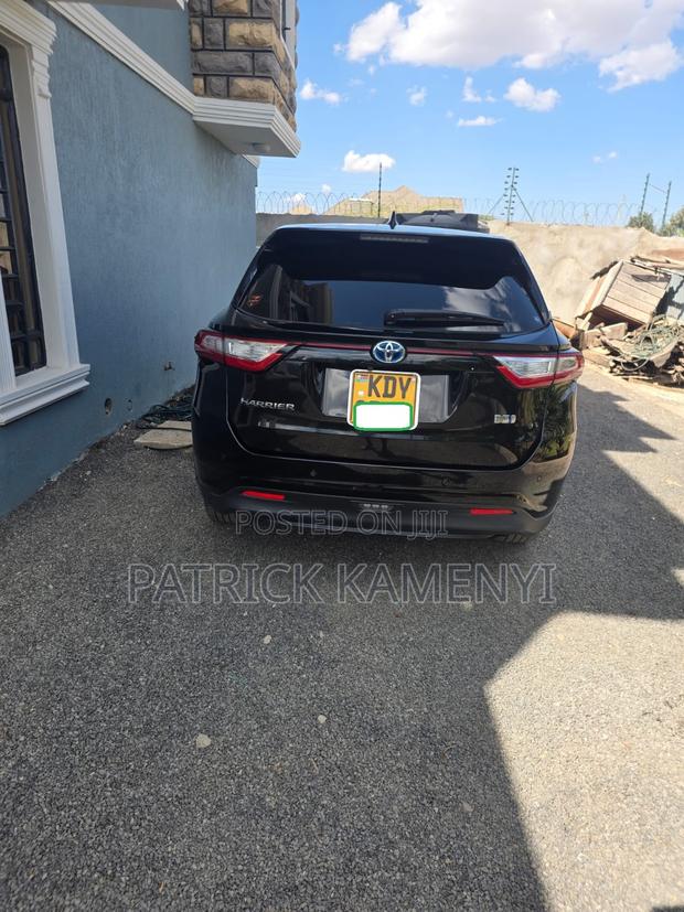 Toyota Harrier 2.5 Hybrid 4WD 2019 Black