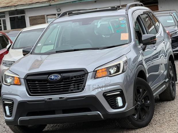 Subaru Forester 2021 Silver