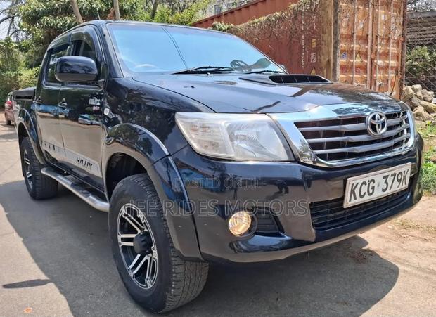 Toyota Hilux 2008 Black