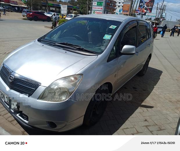 Toyota Corolla Spacio 2004 Silver