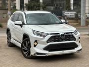 Toyota RAV4 2019 White for sale