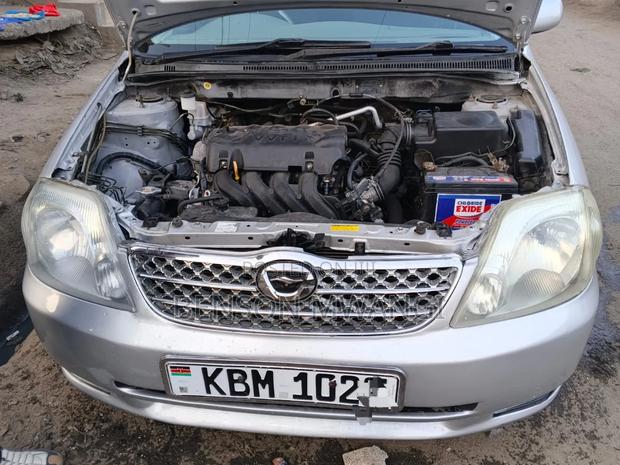 Toyota Corolla 2005 Silver