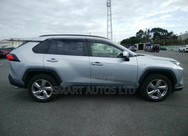 Toyota RAV4 2019 Silver