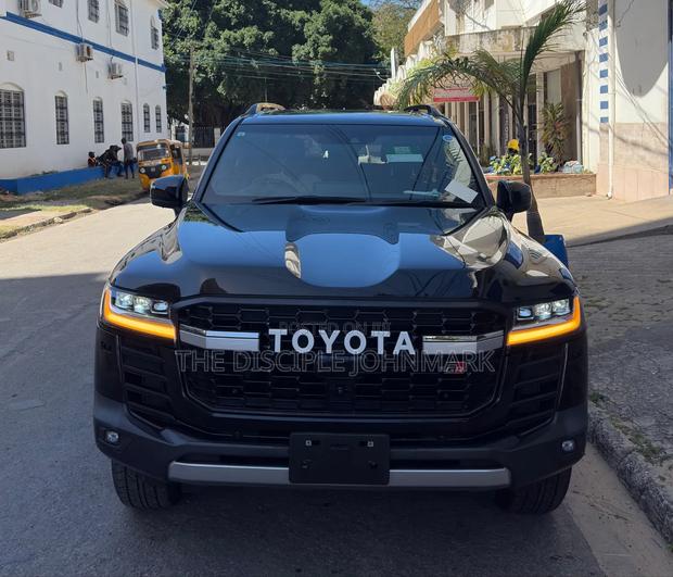 Toyota Land Cruiser Prado 2021 Black
