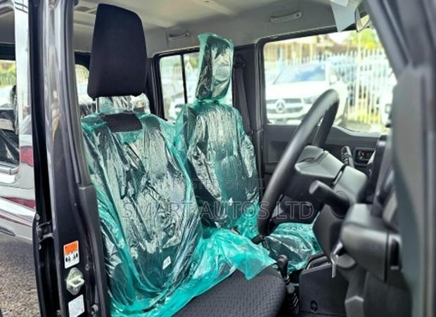 Suzuki Jimny 2025 Black