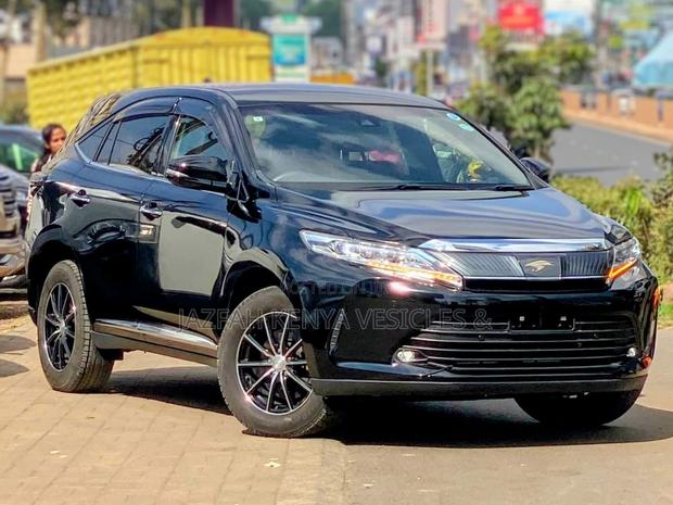 Toyota Harrier 2.0 2019 Black