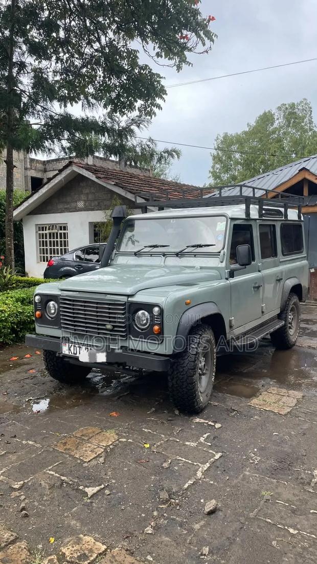 Land Rover Defender 2019 Gray