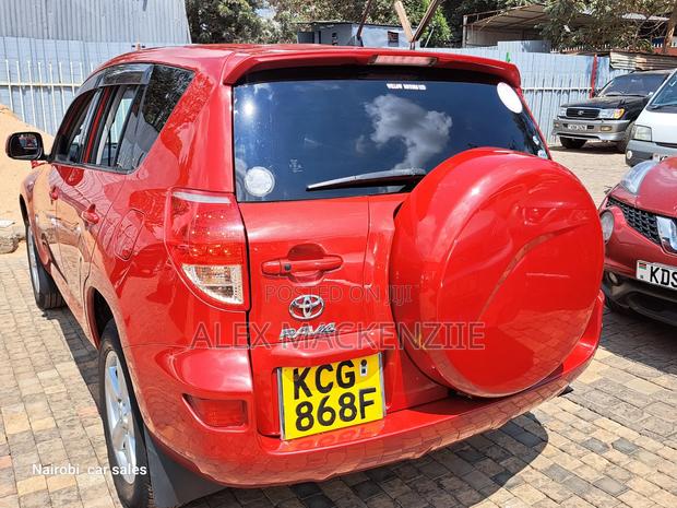 Toyota RAV4 2009 Red