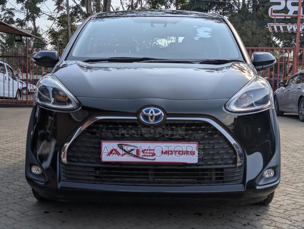 Toyota Sienta 2020 Black