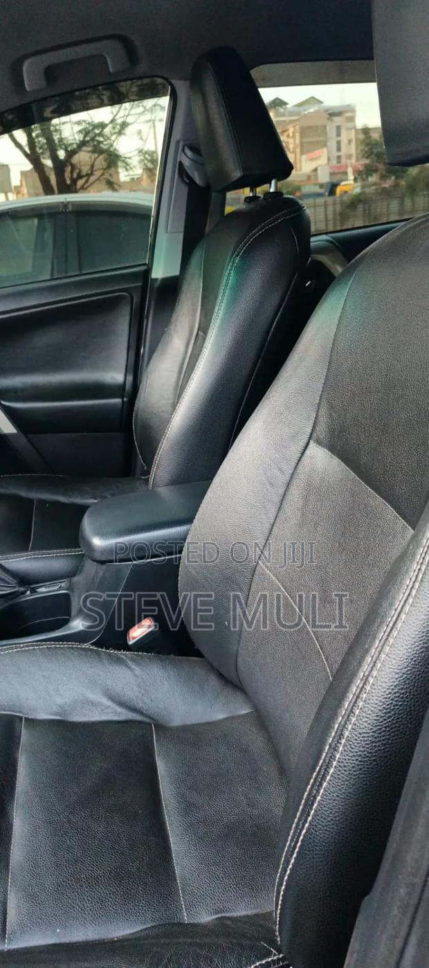 Toyota RAV4 2016 Brown